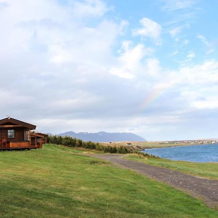 Villa Ytri Vik à Hauganes Extérieur photo