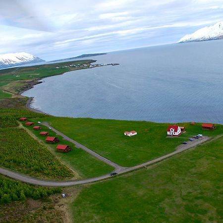 Villa Ytri Vik à Hauganes Extérieur photo