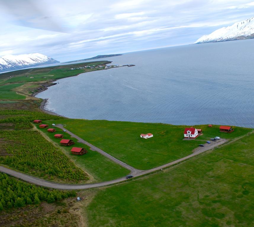 Villa Ytri Vik à Hauganes Extérieur photo